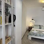 Lola Apartman Trogir